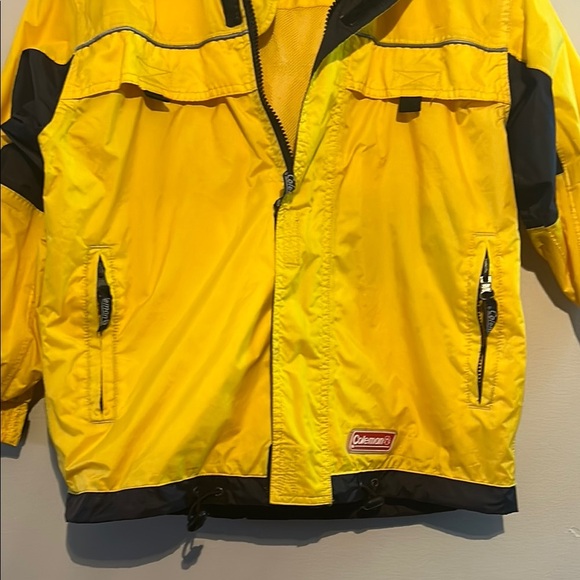 Coleman Yellow and Black Raincoat with Water-Resistant Material - Picture 3 of 16